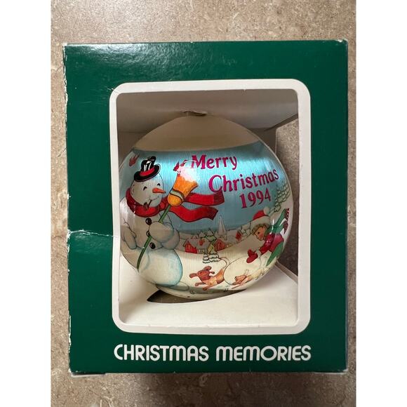 Vintage 1994 Kmart Christmas Memories Silk Ornament - Picture 1 of 4